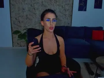 xunybany – webcam model profile photo Image 10