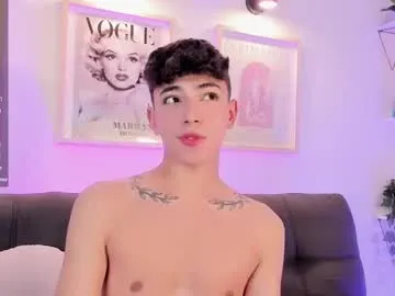 kate_redgar – webcam model profile photo Image 16