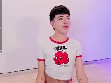 kate_redgar – webcam model profile photo Image 2