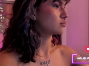 busenok – webcam model profile photo Image 13