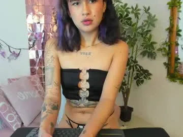 busenok – webcam model profile photo Image 6