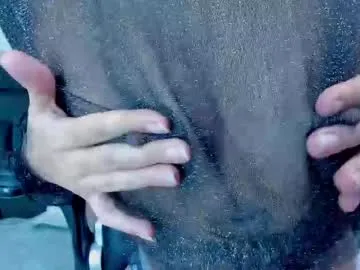 busenok – webcam model profile photo Image 7