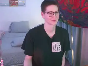 vixenvictoriaa – webcam model profile photo Image 2