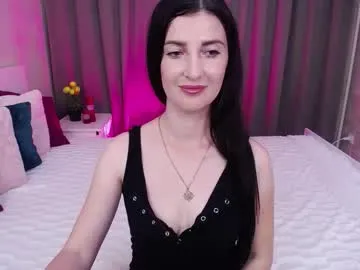 glossybabe_ – webcam model profile photo Image 10
