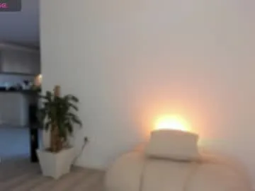 DvaBomja – webcam model profile photo Image 16