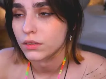 Valeriah – webcam model profile photo Image 3