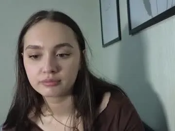 ELENA-XXX free chat on liveonude Image 3