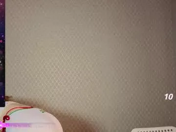 krissone – webcam model profile photo Image 15