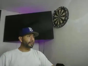 cute_fox_girl – webcam model profile photo Image 7