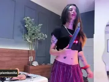 xlunami – webcam model profile photo Image 13