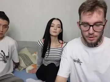 Likachkaa – webcam model profile photo Image 16