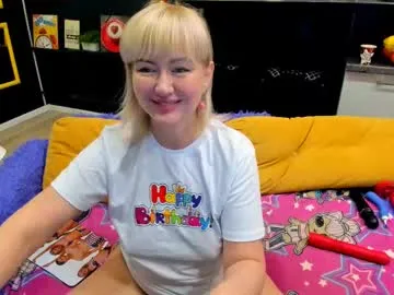 glossybabe_ – webcam model profile photo Image 8