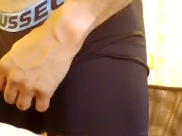 ANGELonDUTY – webcam model profile photo Image 15