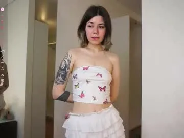 valerysquirt_19 – webcam model profile photo Image 17