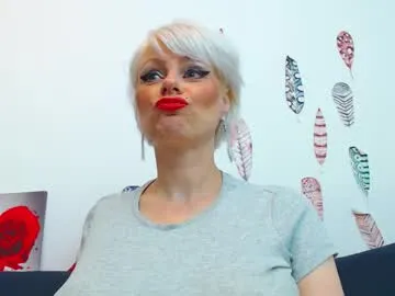 diffgirls1-1 – webcam model profile photo Image 17