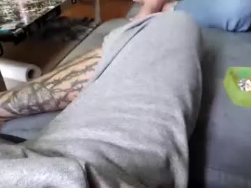 betina22 – webcam model profile photo Image 12