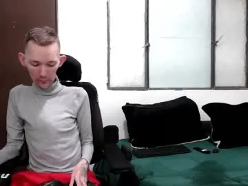 Sonya-Love – webcam model profile photo Image 4