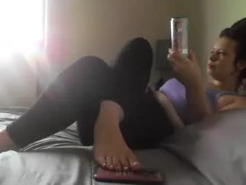 vixenvictoriaa – webcam model profile photo Image 14