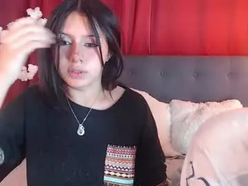 ilovewhitecocksalot – webcam model profile photo Image 8