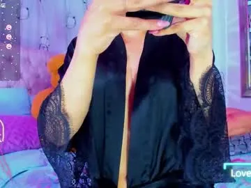 Likachkaa – webcam model profile photo Image 6