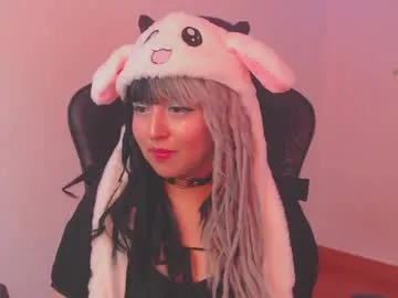 Valeriah – webcam model profile photo Image 9