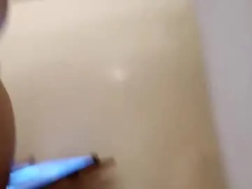 vixenvictoriaa – webcam model profile photo Image 4