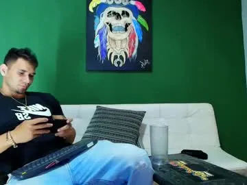 -The-sweet-couple- – webcam model profile photo Image 4