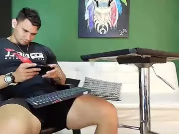 -The-sweet-couple- – webcam model profile photo Image 5