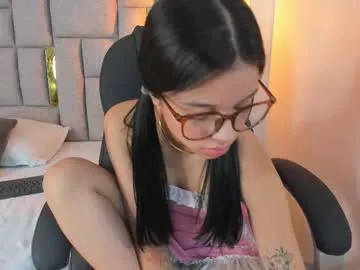 babyhuelix – webcam model profile photo Image 18