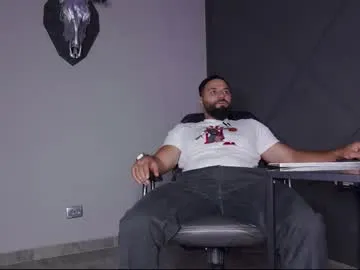 mikka_ela – webcam model profile photo Image 16