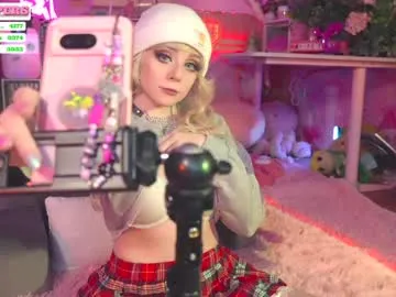 your_dolls – webcam model profile photo Image 12