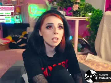 your_dolls – webcam model profile photo Image 15