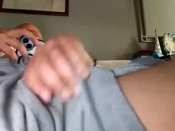 Ellidi – webcam model profile photo Image 5