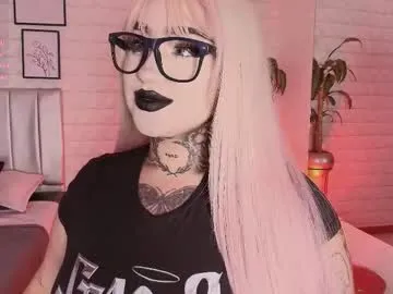 agatha__milf – webcam model profile photo Image 5