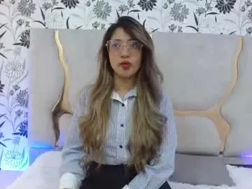 MaddieBryggs – webcam model profile photo Image 7