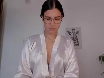 xunybany – webcam model profile photo Image 15