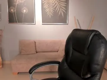 -The-sweet-couple- – webcam model profile photo Image 5