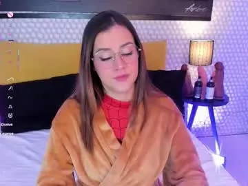 MaddieBryggs – webcam model profile photo Image 9