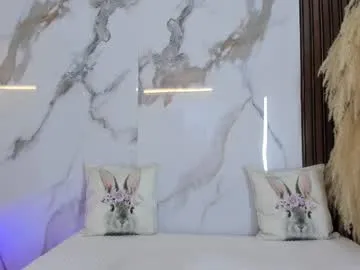 wellicaren – webcam model profile photo Image 16