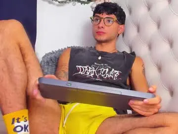 kissyyyss1 – webcam model profile photo Image 11