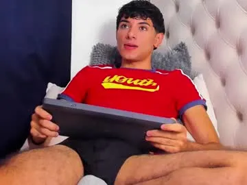 kissyyyss1 – webcam model profile photo Image 12