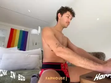 krissone – webcam model profile photo Image 10