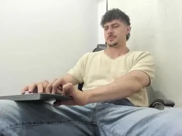 MinniMia – webcam model profile photo Image 19