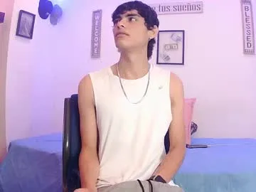 Mediumsomnambula – webcam model profile photo Image 4