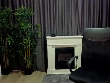 millemimi – webcam model profile photo Image 7