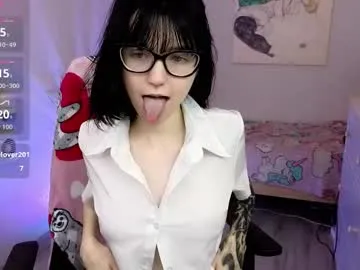 kimilee22 – webcam model profile photo Image 18