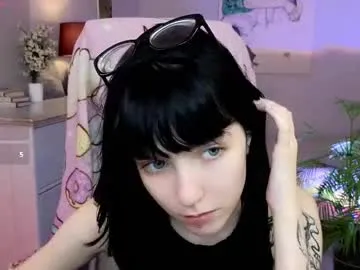kimilee22 – webcam model profile photo Image 4