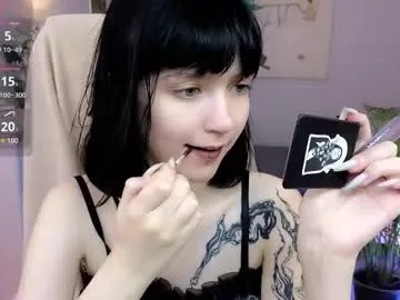 kimilee22 – webcam model profile photo Image 6