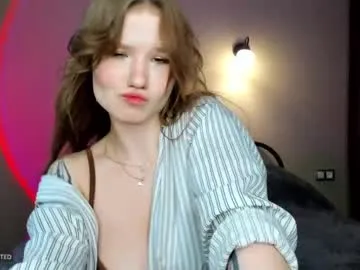 ELENA-XXX free chat on liveonude Image 3