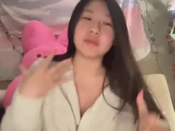 Naughty-Mailey – webcam model profile photo Image 4